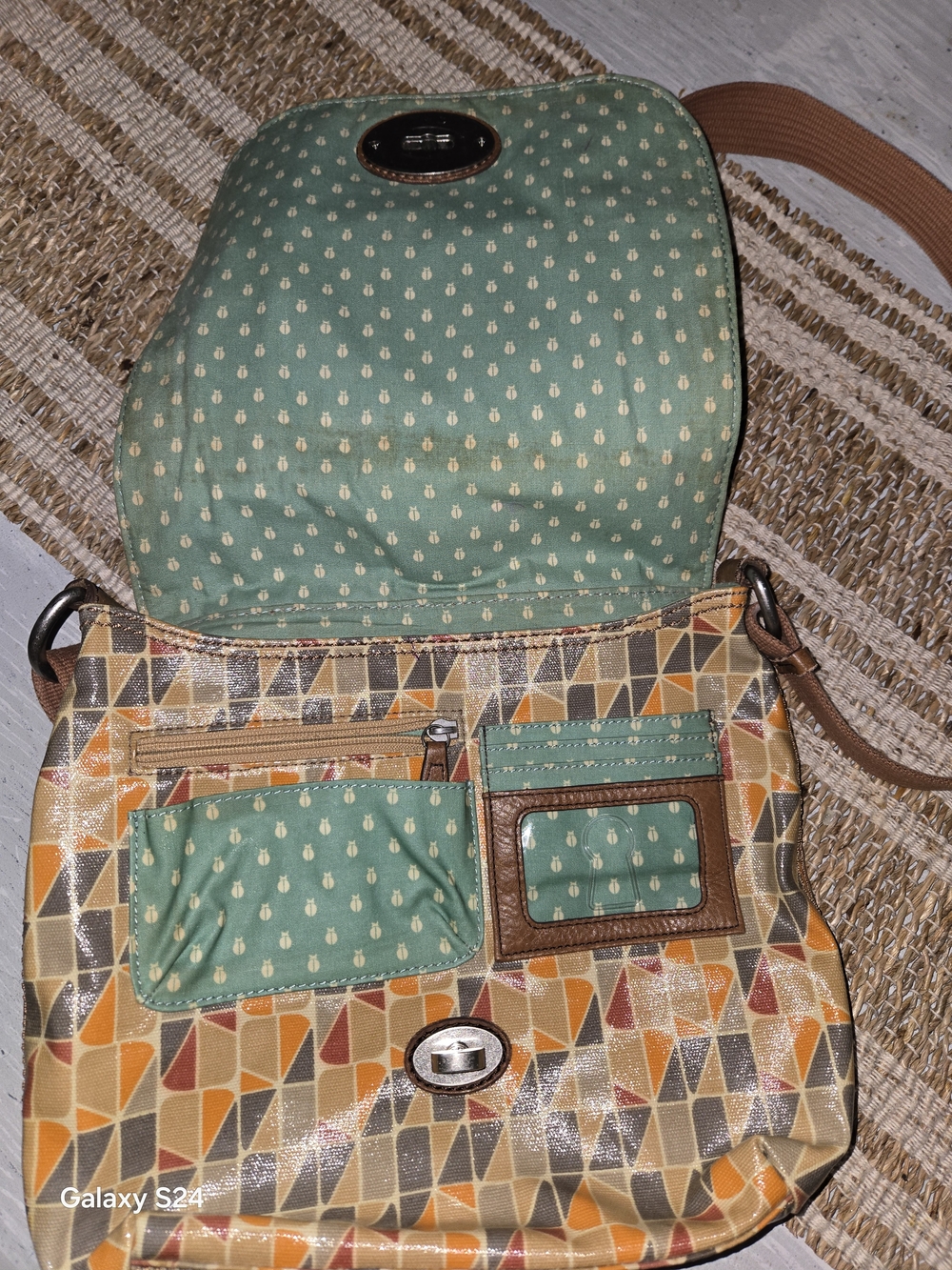 Fossil Key-Per Purse - Picture 4 of 7